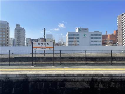 JR東海快速みえから見た松坂駅